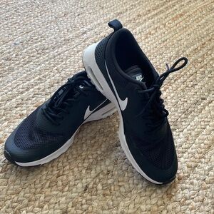 Air Max Thea